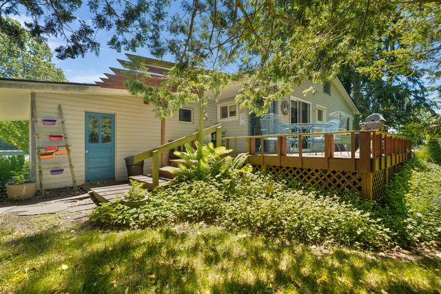 12274 Red Arrow Highway, Sawyer, MI 49125
