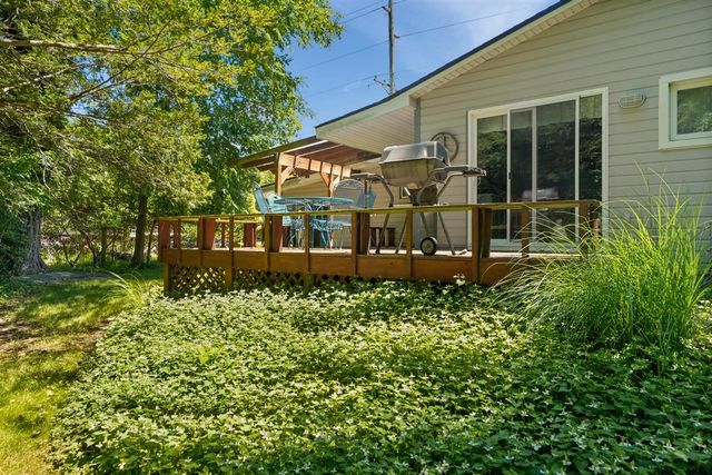 12274 Red Arrow Highway, Sawyer, MI 49125
