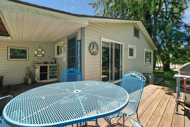 12274 Red Arrow Highway, Sawyer, MI 49125