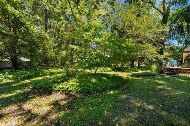 12274 Red Arrow Highway, Sawyer, MI 49125