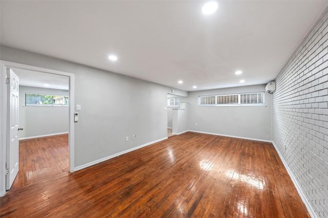 311 Hawthorne Street 21, Houston, TX 77006