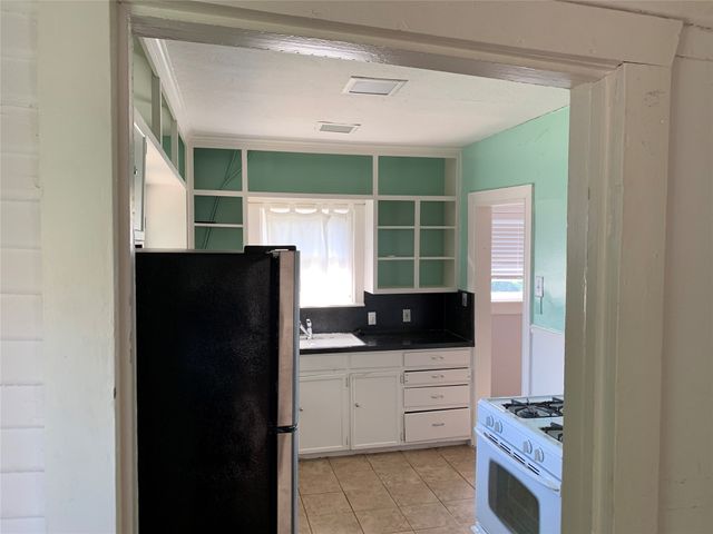 5900 Velasco Avenue, Dallas, TX 75206