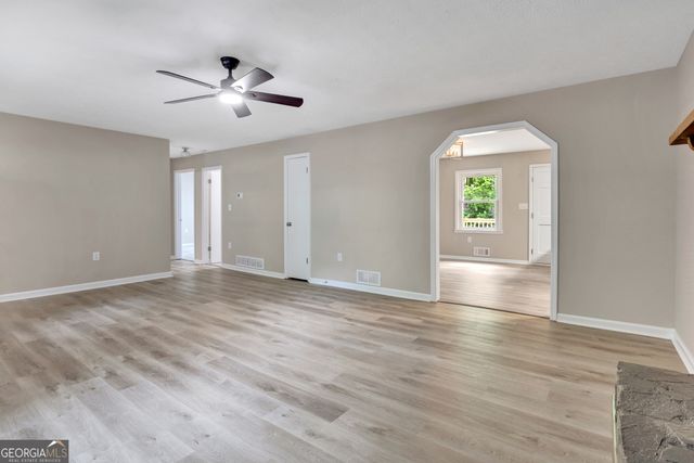 30 Laurie Lane, Covington, GA 30016