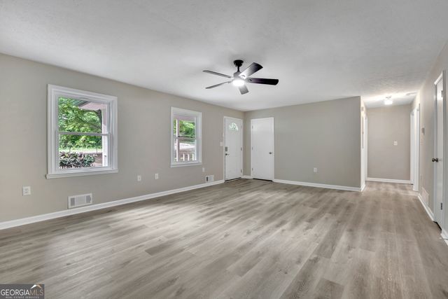 30 Laurie Lane, Covington, GA 30016
