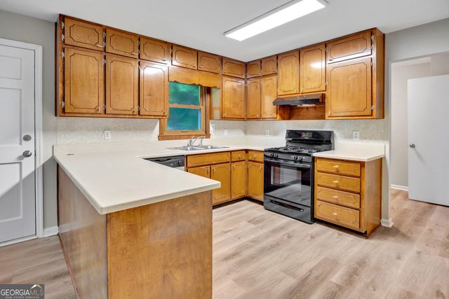 30 Laurie Lane, Covington, GA 30016