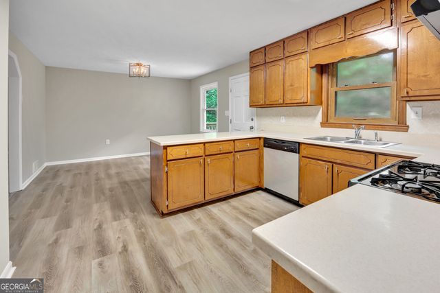 30 Laurie Lane, Covington, GA 30016