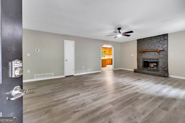 30 Laurie Lane, Covington, GA 30016