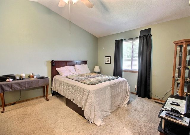 2205 S Shefford St, Wichita, KS 67209