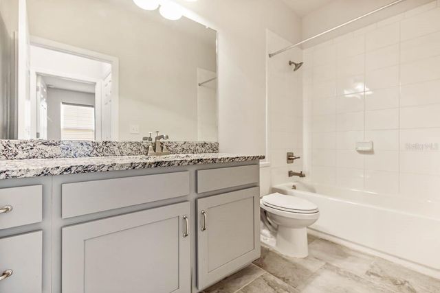 13891 KINGFISHER GLEN DRIVE, Lithia, FL 33547