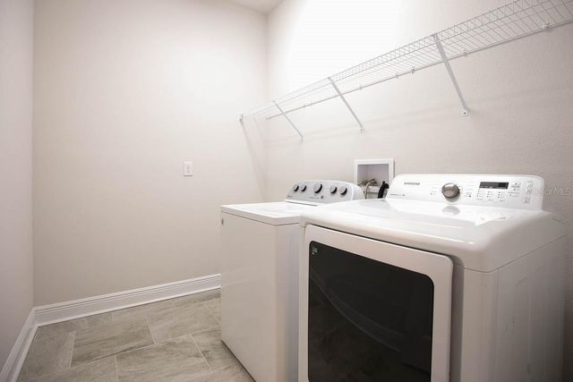 13891 KINGFISHER GLEN DRIVE, Lithia, FL 33547