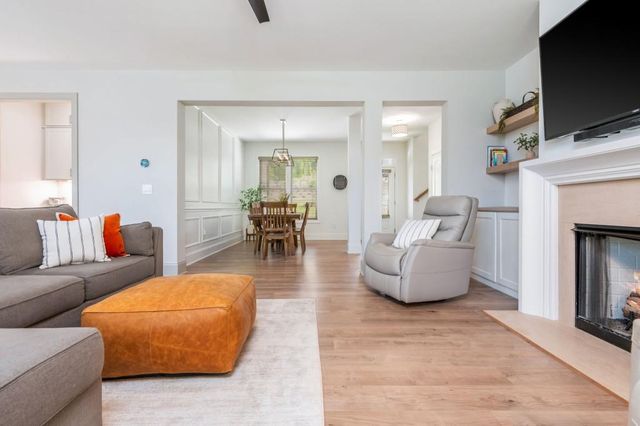 1013 Liberty Springs Drive, Woodstock, GA 30188