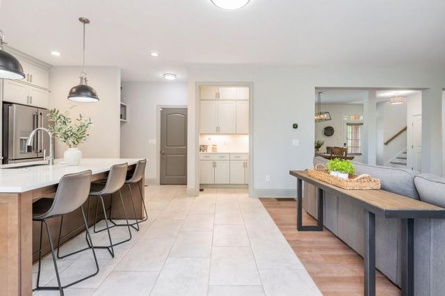 1013 Liberty Springs Drive, Woodstock, GA 30188