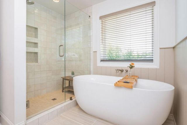 1013 Liberty Springs Drive, Woodstock, GA 30188