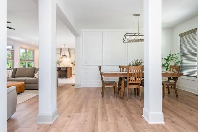 1013 Liberty Springs Drive, Woodstock, GA 30188