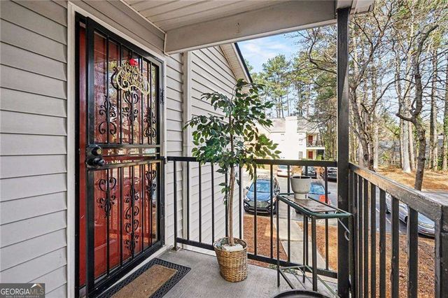 625 Windchase Lane, Stone Mountain, GA 30083