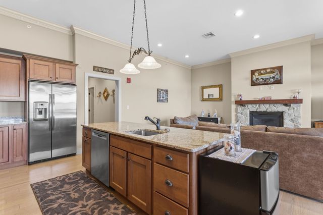 616 Scenic Rd Unit 403, Laconia, NH 03246