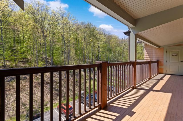 616 Scenic Rd Unit 403, Laconia, NH 03246