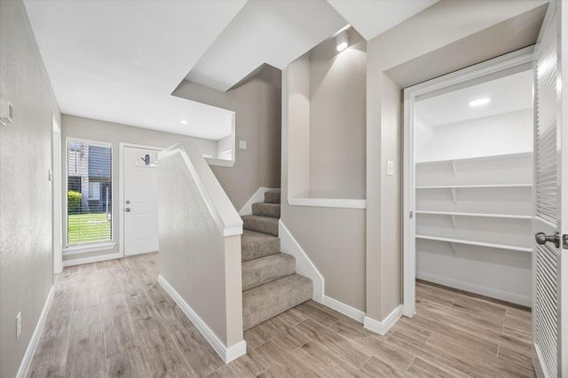 9007 Imogene Street, Houston, TX 77036