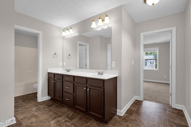 4013 Lifestyle Road, Fayetteville, NC 28312