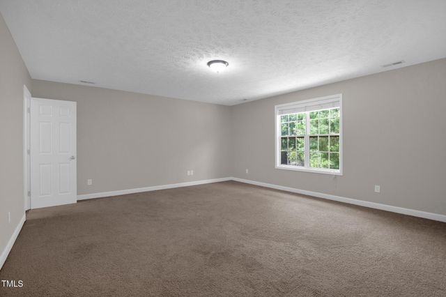 4013 Lifestyle Road, Fayetteville, NC 28312