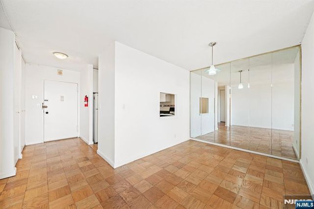 7855 Boulevard East 14K, North Bergen, NJ 07047