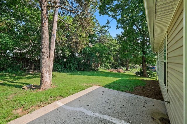 1109 Benton Mason Dr, La Vergne, TN 37086