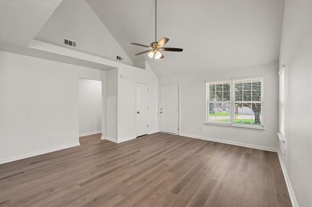 1109 Benton Mason Dr, La Vergne, TN 37086