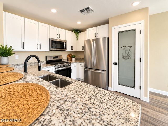 15283 W ADAMS Street, Goodyear, AZ 85338