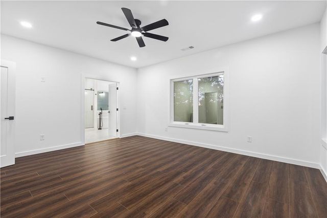 270 Honeysuckle Avenue, Lawrenceville, GA 30046