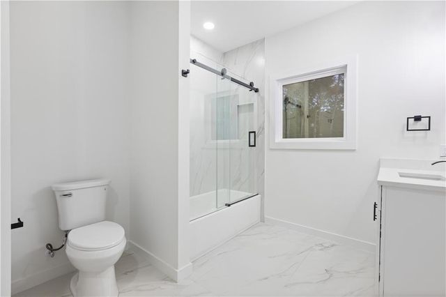 270 Honeysuckle Avenue, Lawrenceville, GA 30046