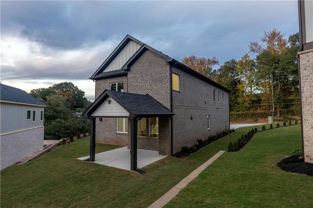 270 Honeysuckle Avenue, Lawrenceville, GA 30046