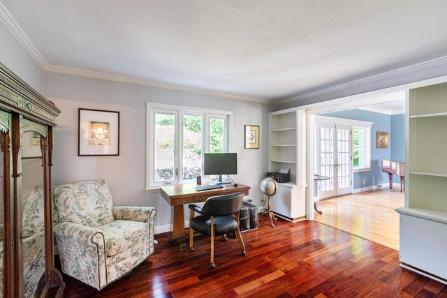 N2194 Valley ROAD, La Crosse, WI 54601