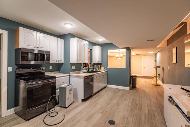 N2194 Valley ROAD, La Crosse, WI 54601