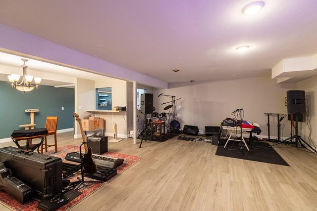 N2194 Valley ROAD, La Crosse, WI 54601