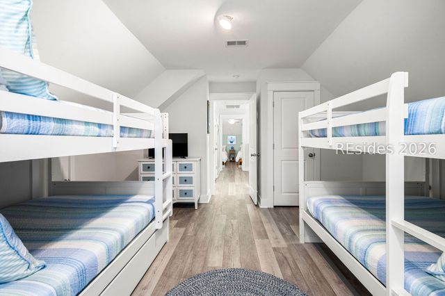 99 Sandcastle Ct, Hilton Head Island, SC 29928