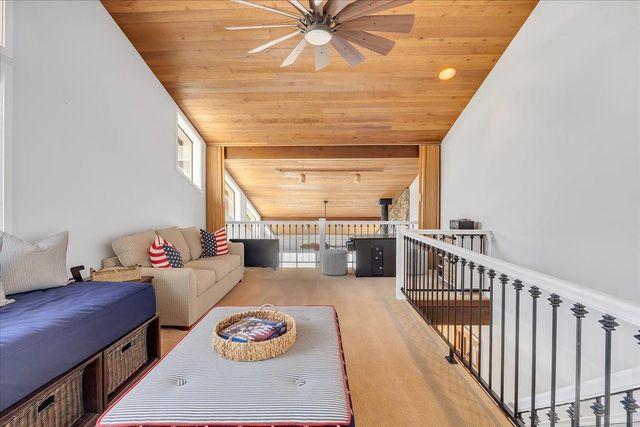 870 Bret Harte Dr, Copperopolis, CA 95228