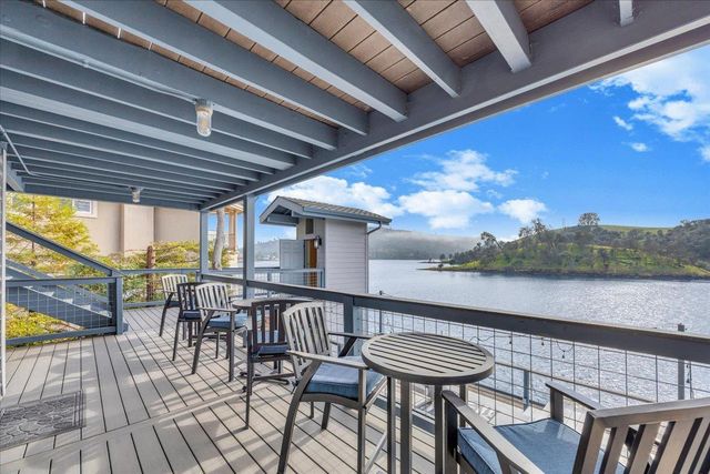 870 Bret Harte Dr, Copperopolis, CA 95228