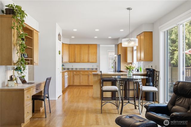 1708 NE 26th Place, Renton, WA 98056