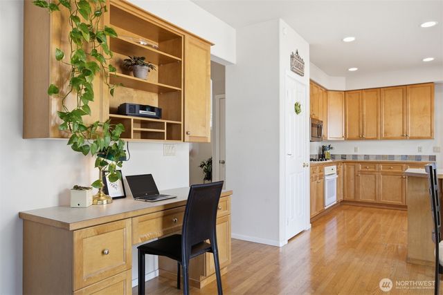 1708 NE 26th Place, Renton, WA 98056