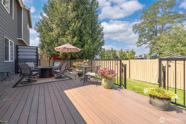 1708 NE 26th Place, Renton, WA 98056