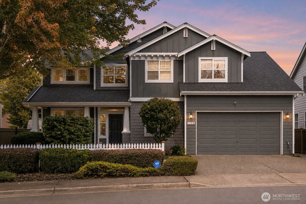 1708 NE 26th Place, Renton, WA 98056