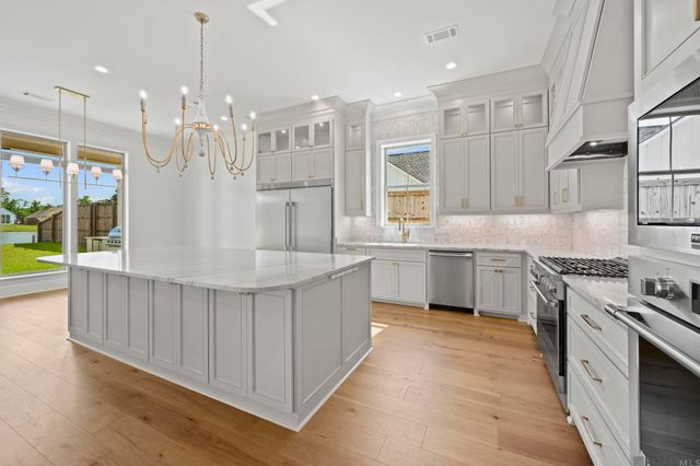 18747 Sanctuary Ave, Saint George, LA 70817