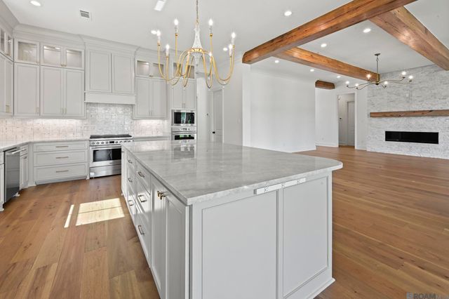 18747 Sanctuary Ave, Saint George, LA 70817