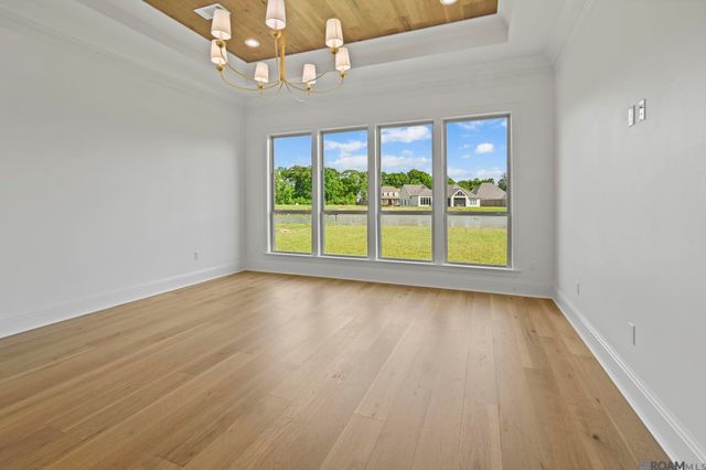 18747 Sanctuary Ave, Saint George, LA 70817