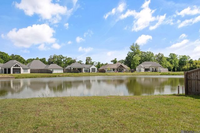 18747 Sanctuary Ave, Saint George, LA 70817