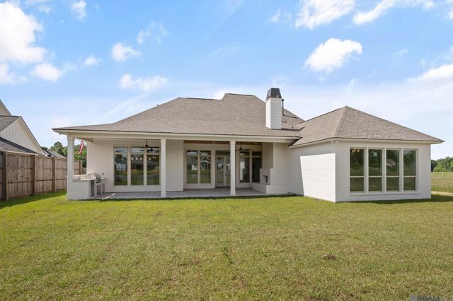 18747 Sanctuary Ave, Saint George, LA 70817