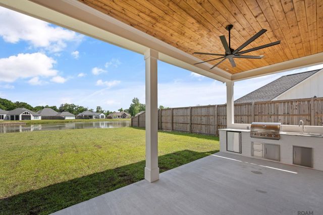 18747 Sanctuary Ave, Saint George, LA 70817