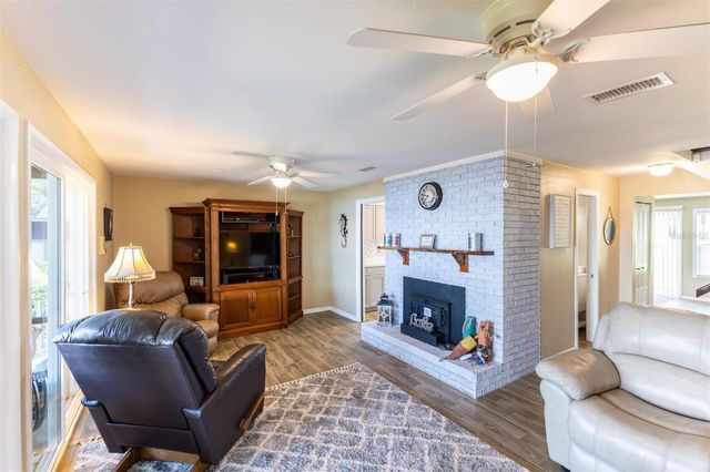 120 LITTLE ORANGE LAKE DRIVE, Hawthorne, FL 32640