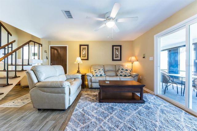 120 LITTLE ORANGE LAKE DRIVE, Hawthorne, FL 32640
