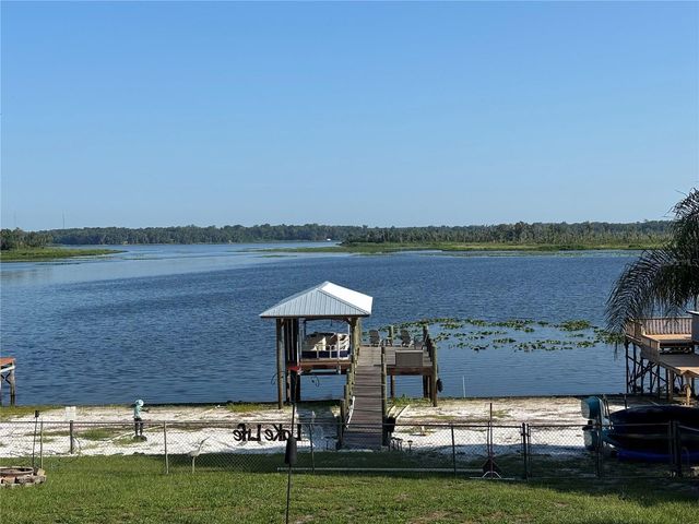 120 LITTLE ORANGE LAKE DRIVE, Hawthorne, FL 32640